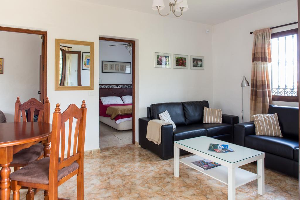 El Roble Holidays Alhaurín el Grande Exterior photo